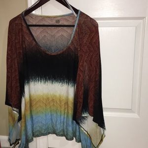 Jessica Simpson flown top!